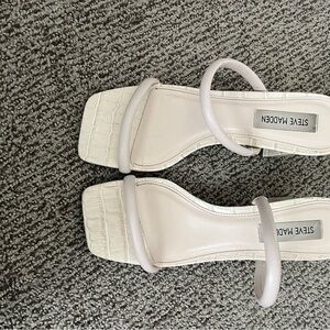 Steve Madden Cream Heels Minimalist Design